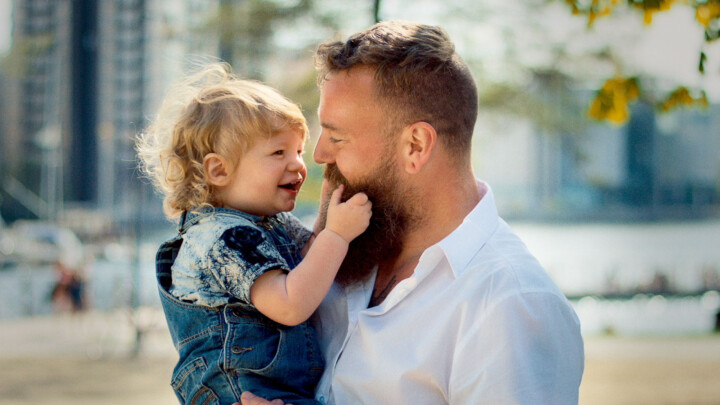 Brain boosting baby talk for dads