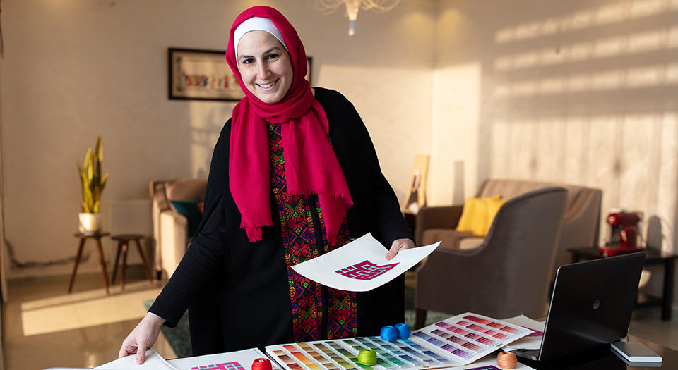 Basma Nazer, social entrepreneur from Jordan, included in H&M Foundation's  Global Program with CARE.